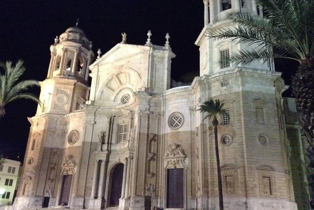 La Casona De Arboli En El Centro Con Wifi Apartamento Cádis Exterior foto